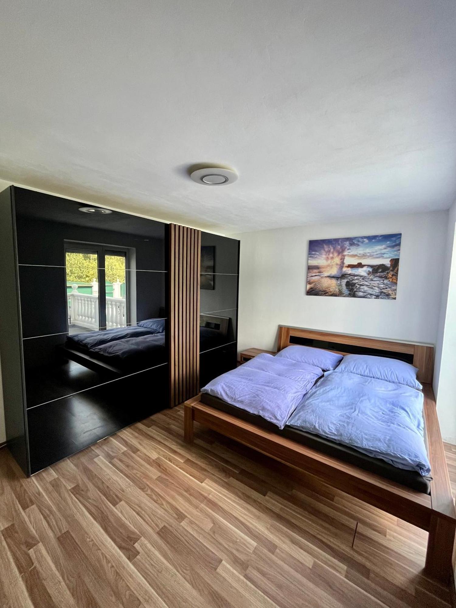 Luxurioeses Apartment Mit Pool Вена Экстерьер фото