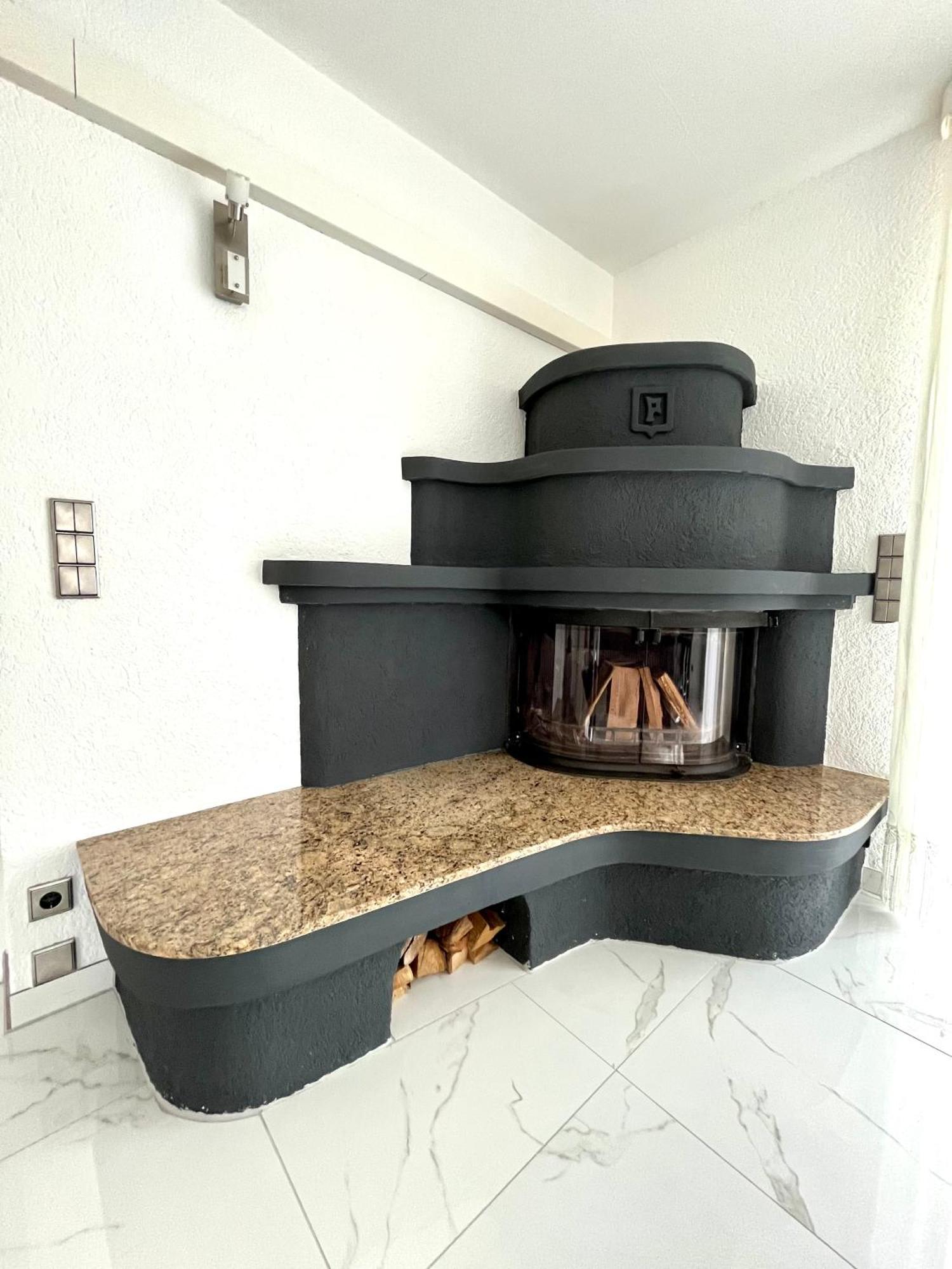 Luxurioeses Apartment Mit Pool Вена Экстерьер фото